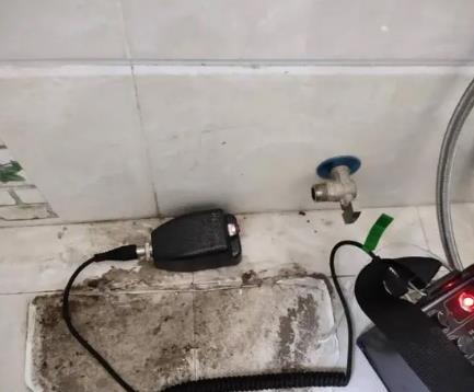 邕宁屋顶漏水维修公司分享下卫生间漏水的危害及解决方法